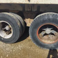 لبه دار دو محور|خودرو سنگین|قیدار, |دیوار