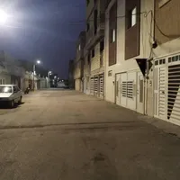 فروش آپارتمان ۱۰۵ متری ۲ خوابه طبقه ۳ پنجشنبه بازا|فروش آپارتمان|اصفهان, شهرک امام خمینی|دیوار