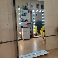 آینه قدی چرخ‌دار ۱۵۸×۸۲ (آینه اردکان ۶ میل)
