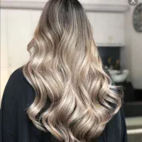 سالن زیبایی