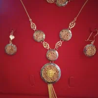 ست بدون استفاده 25گرم برابر با تابلو