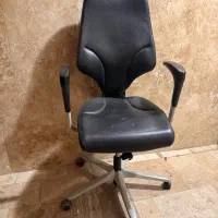 صندلی اداری چرخ دار