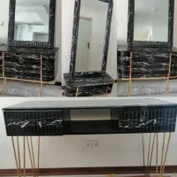 آینه و کنسول آرایشگاه