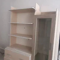 کمد و کتابخانه