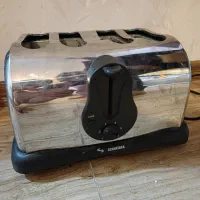 دستگاه توستر نان ۴ تایی