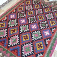 گلیمهای قشقایی دورو ۴ متری و ۲ متری