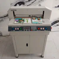 دستگاه برش گیوتین برقی تمام اتومات front 450
