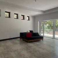 ۲۲۰ متر ۳ خوابه با حیاط اختصاصی نیاوران