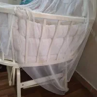 تخت و گهواره نوزاد