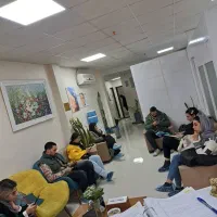 اپراتور لیزر خانم.سوپرانو تیتانیوم