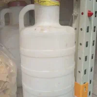 دبه پلاستیکی و سطل بزرگ