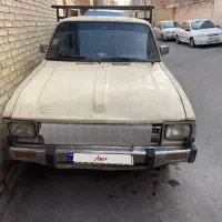 وانت تویوتا مدل ۱۹۸۳