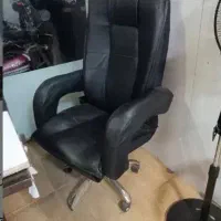 صندلی چرخدار سالم مخصوص دفتر