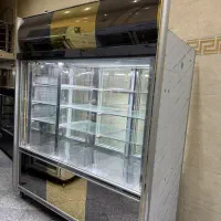 خریدار یخجال صنعتی ایستاده ویترینی فریز
