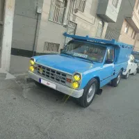 نیسان وانت ۸۱