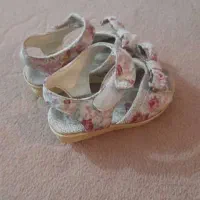 کفش بچگونه|کفش و لباس بچه|مسجد سلیمان, |دیوار