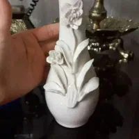 گلدان زیبا گل برجسته بزرگ حدود ۳۰ سانتی