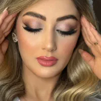 میکاپ و شنیون تخصصی عروس و همراه|خدمات آرایشگری و زیبایی|بوشهر, |دیوار