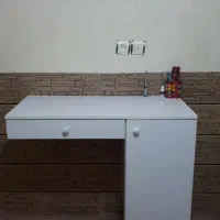 میز تحریر دیواری