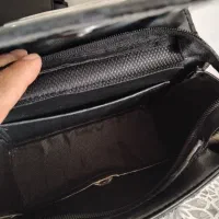 کیف درحدنو|کیف، کفش، کمربند|کهن آباد, |دیوار