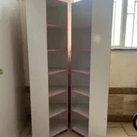 قفسه کتاب و اسباب بازی