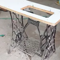 پایه چرخ خیاطی شیک