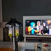 خدمات پرستاری درمنزل تزریقات سرم تراپی|خدمات آرایشگری و زیبایی|مشهد, وکیل‌آباد|دیوار