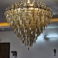 لوستر کریستالی ۱۳ شاخه|لوستر و چراغ آویز|اصفهان, رسالت|دیوار