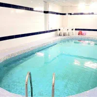 باغ ویلاشیک ونوسازبااستخرسرپوشیده|اجارهٔ کوتاه‌مدت ویلا و باغ|مشهد, اقبال|دیوار