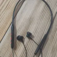 تعمیرات انواع ایرپاد و هدست