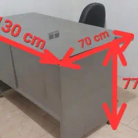میز تحریر  کار کامپیوتر فلزی کمد و کشو دار درحد نو|میز تحریر و کامپیوتر|اصفهان, گلزار|دیوار