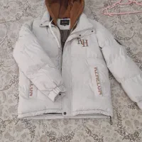 کاپشن|لباس|ملکشاهی, |دیوار