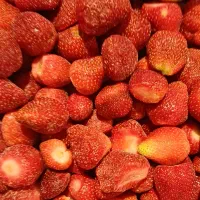 توت فرنگی منجمد درجه یک