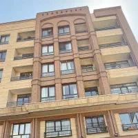 200 متری / تک واحدی / سند اداری / 6 خواب /