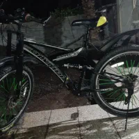 دو چرخه|دوچرخه، اسکیت، اسکوتر|بم, |دیوار