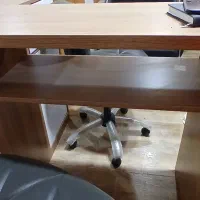 میز ناخن و شلف MDF مخصوص سالنهای کوچک و شیک