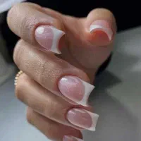 کاشت و ترمیم ناخن فقط ۱۷۰