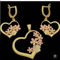 یه لنگه گوشواره گم کردم