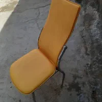 صندلی درحدبدون شکستگی وزدگی