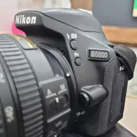 نیکون 5600 تمیز در حد نو