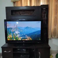 میزتلویزیون اذرخشی۲ درحدنو