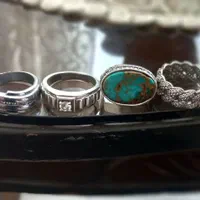 تعدادی انگشترنقره ی جذاب
