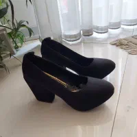 کفش پاشنه بلند