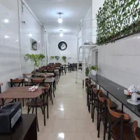 مغازه ۹۰ متری پل دفاع مقدس