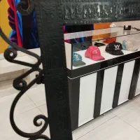 آیینه پایه دار|آینه|کرج, اصفهانی‌ها|دیوار