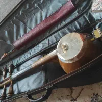 کمانچه پشت بسته