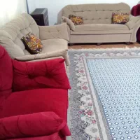 مبل راحتی کرم زرشکی