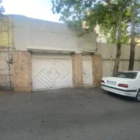 نیاوران ۴۰۰ متر بنا در ۱۰۰۰ متر زمین