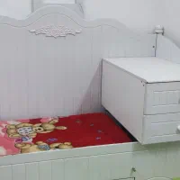 تخت کودک و نوجوان