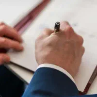 خدمات مالیاتی،مالی،حسابرسی و بیمه